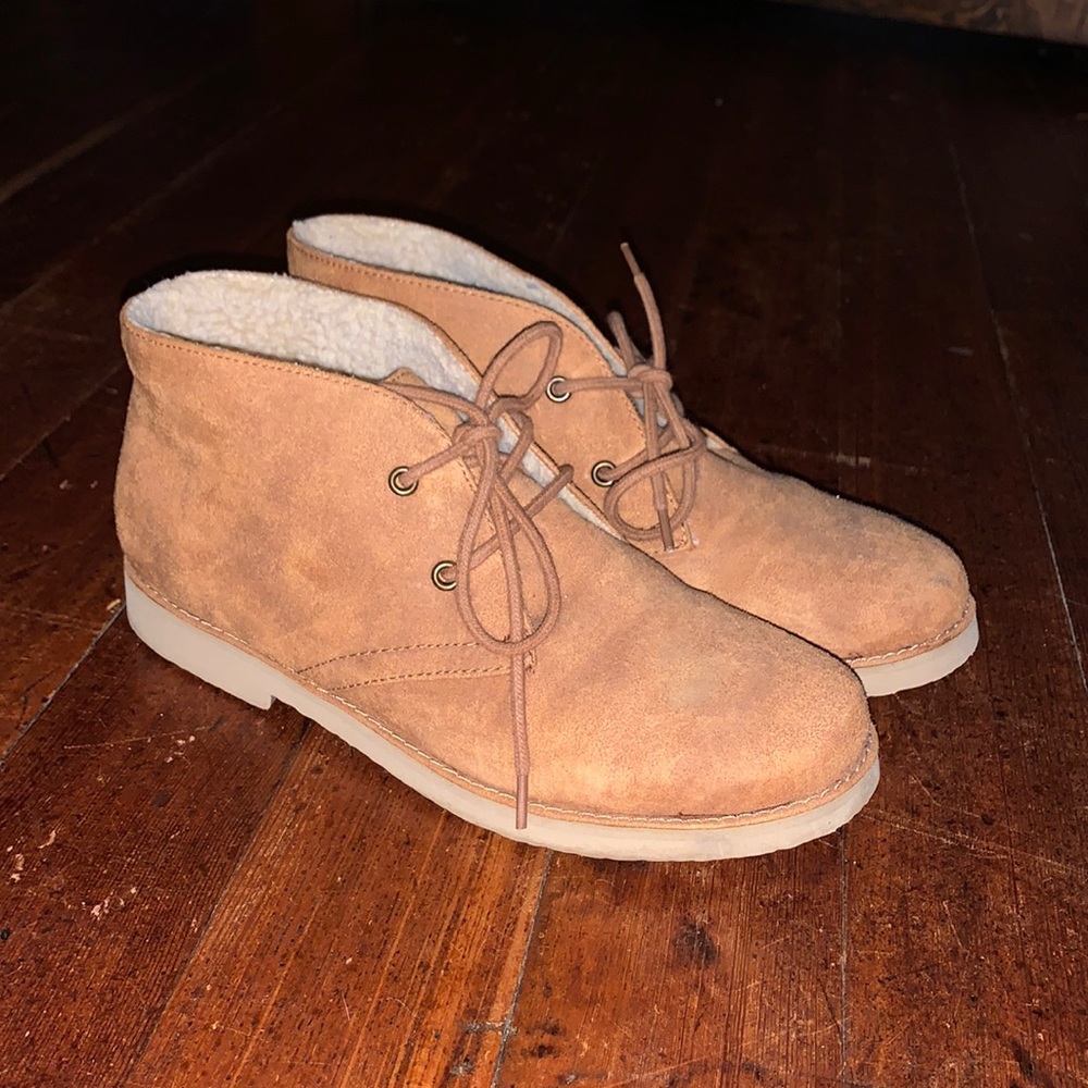 Brown moccasins, size 7.5, fleece lined